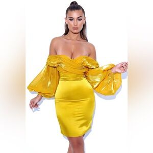 Miss Circle Dresses/Miss Circle Jacie Off-Shoulder Satin Balloon Sleeve Dress